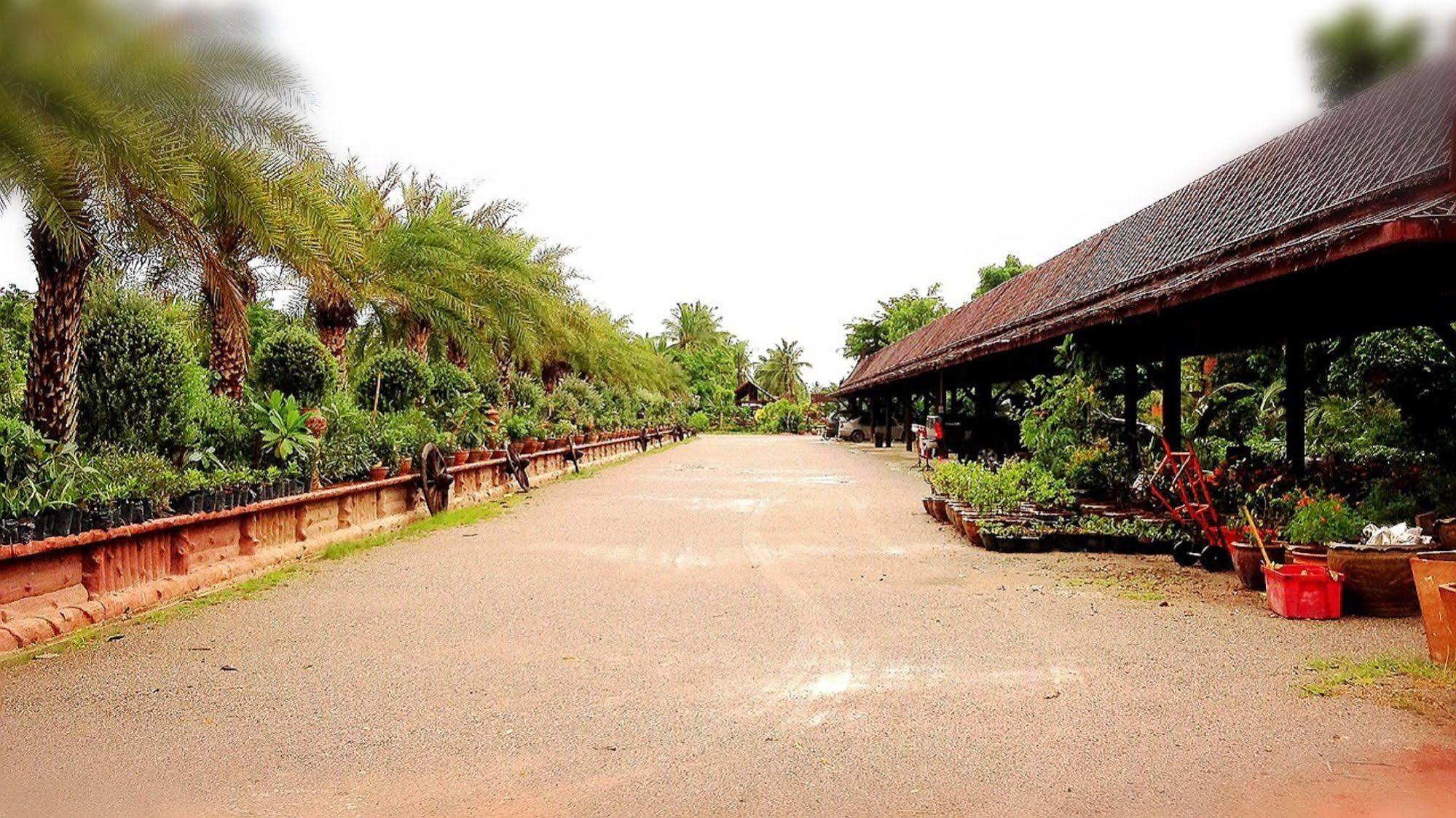 Jaroenrat Resort Samut Songkhram Εξωτερικό φωτογραφία